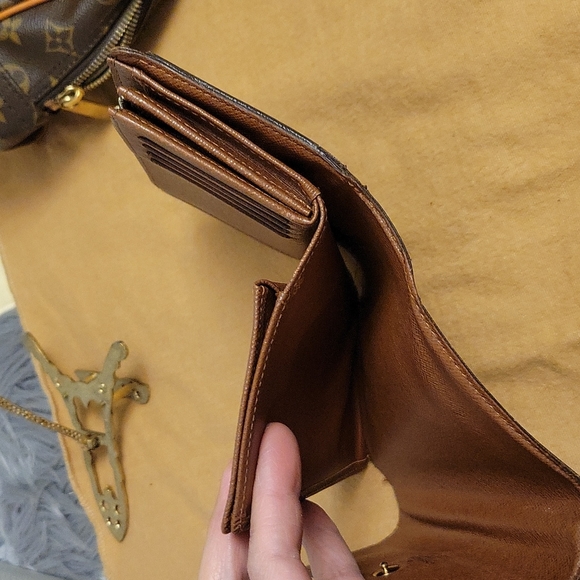 Louis Vuitton Medium Monogram wallet with card case (1) - Picture 7 of 17